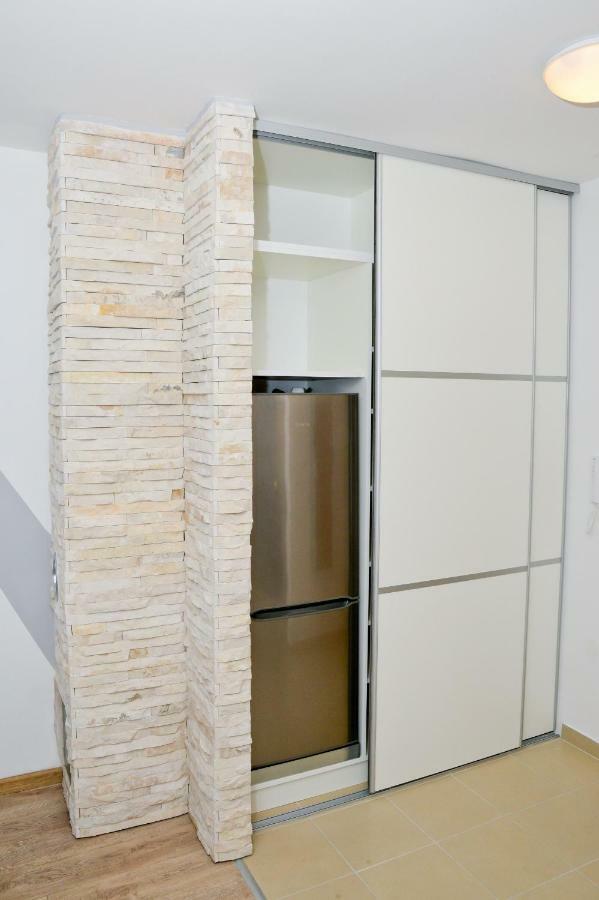Neluna Apartment Zadar Luaran gambar