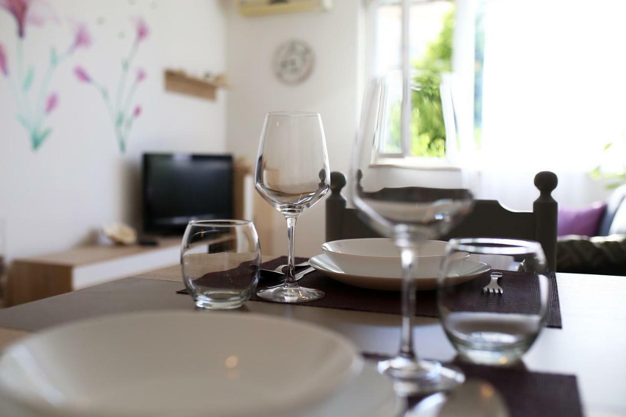 Neluna Apartment Zadar Luaran gambar