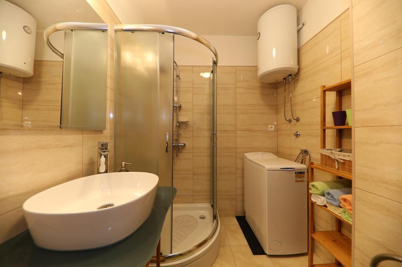 Neluna Apartment Zadar Luaran gambar