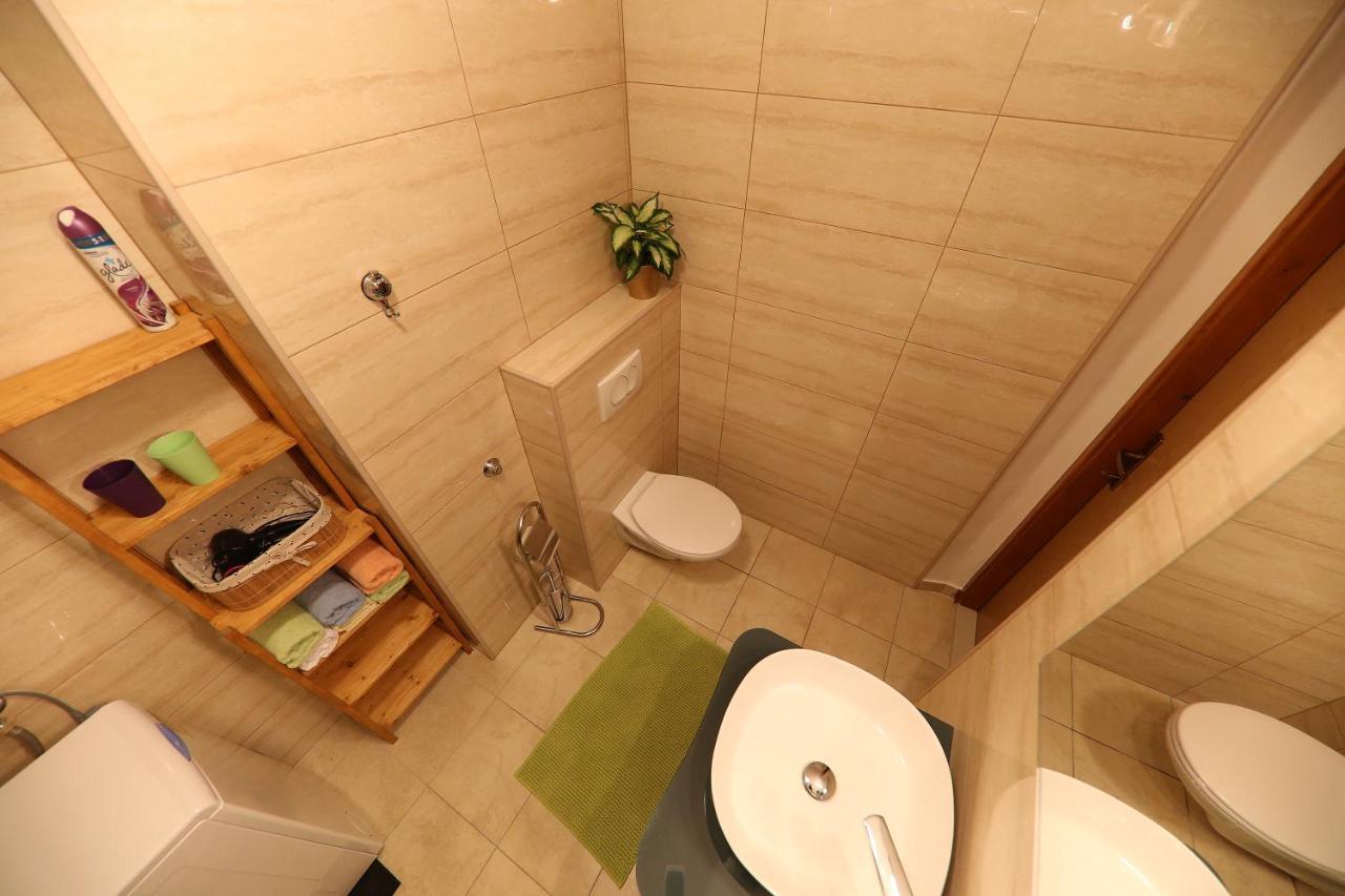 Neluna Apartment Zadar Luaran gambar