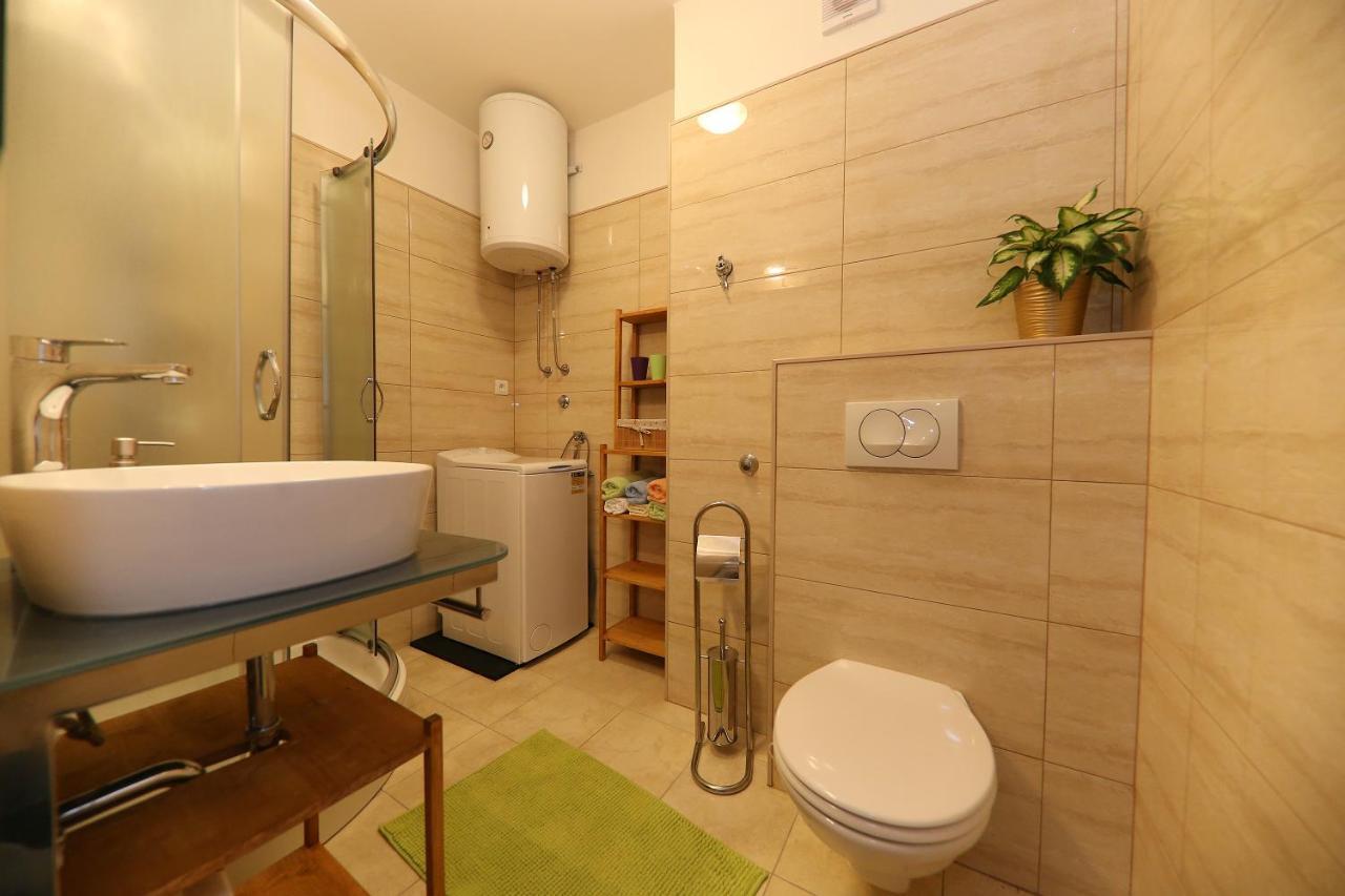 Neluna Apartment Zadar Luaran gambar